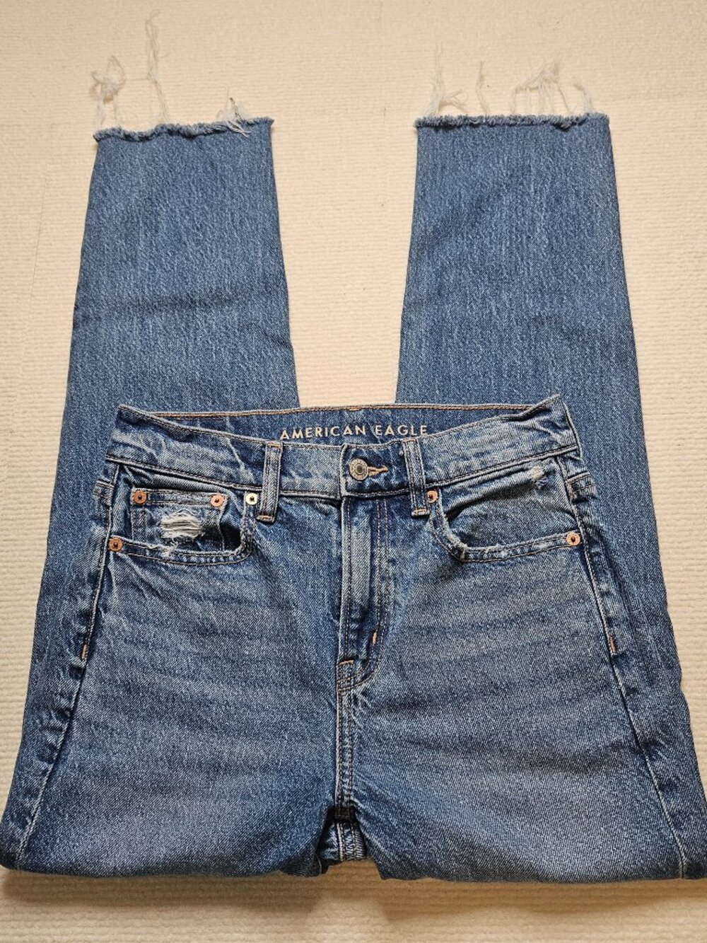American Eagle Super High Rise Ankle Straight Jean - size 00 Short